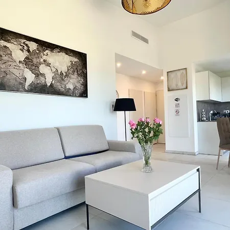 Panoramic Sea View Blue Pearl *